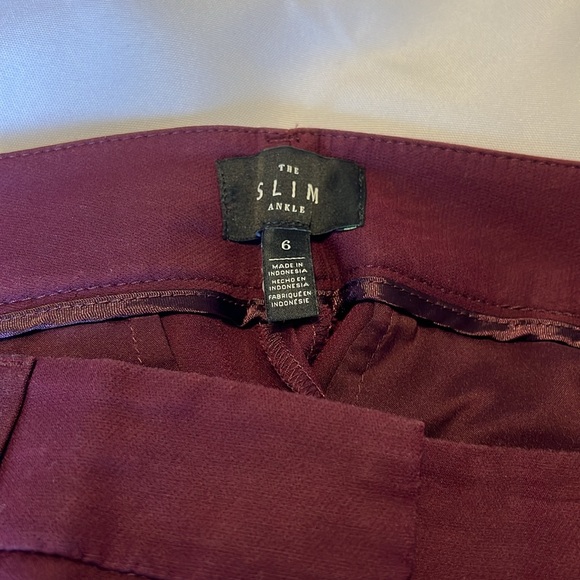 WHBM Ankle Pant - Red Wine - Picture 4 of 6